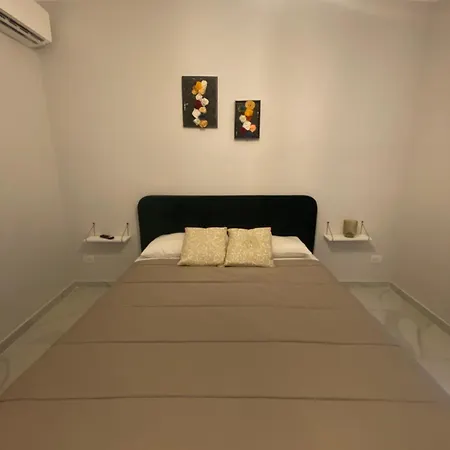 Isla Apartman Nápoly